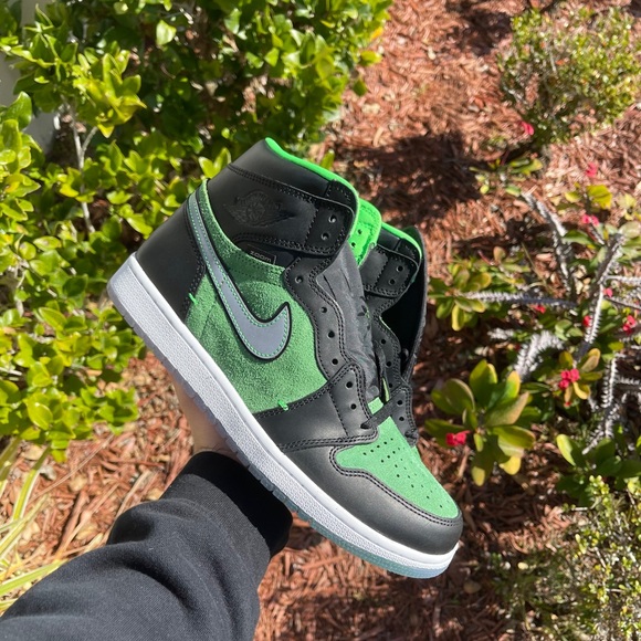 Nike Other - Air Jordan 1 High Zoom “Zen Green”